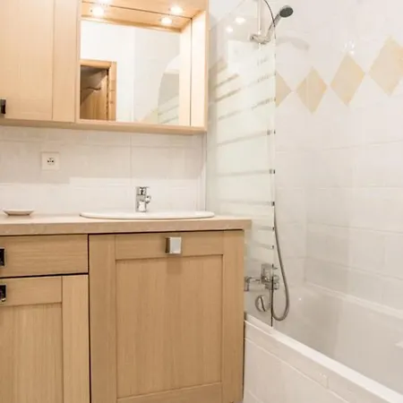 Location 3p Avec Terrasse Et Acces Piscine Chauffee, Proche Pistes - Arc 1800 - Fr-1-352-19 *